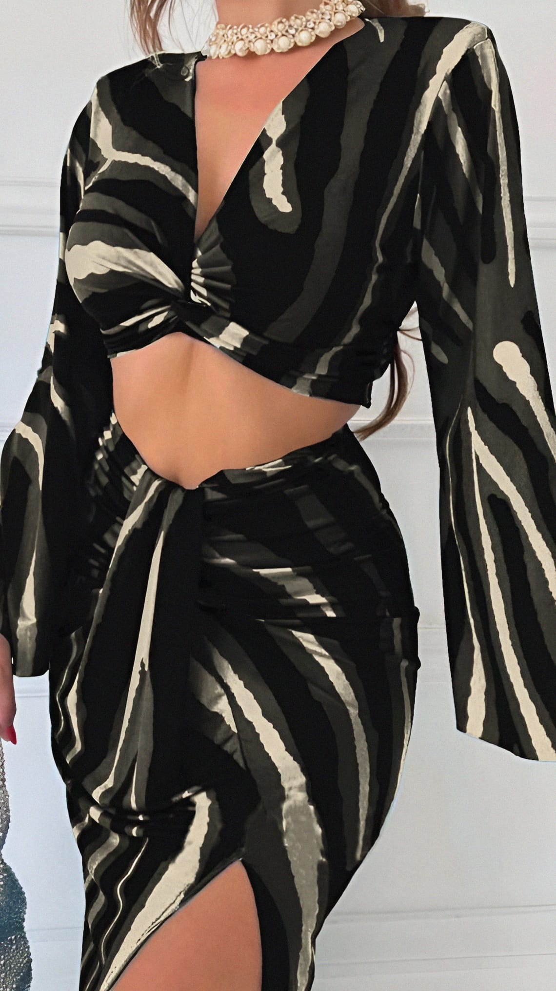 Vestito Donna Tubino Scollo V Cut Out Manica Campana Spacco Bicolore Elegante Sensuale - LE STYLE DE PARIS